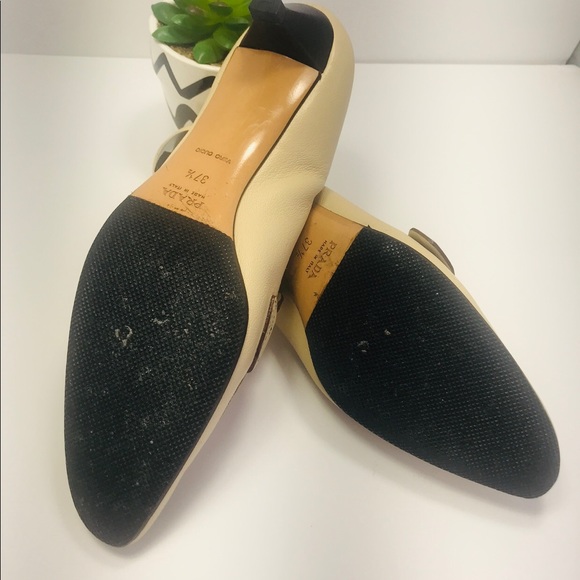 Authentic Prada VeroCuoio Leather Beige Heel Shoes - Picture 5 of 8